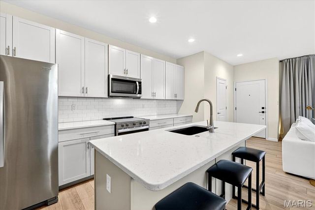 5 Capron Lane, St Charles, MO 63303