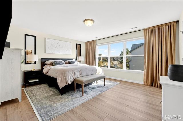 5 Capron Lane, St Charles, MO 63303