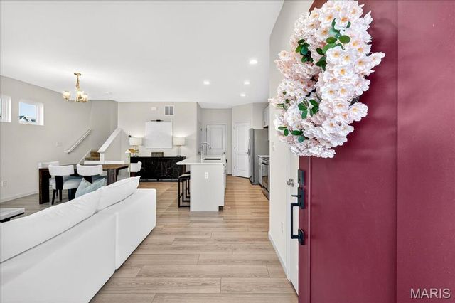 5 Capron Lane, St Charles, MO 63303