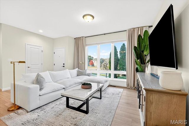 5 Capron Lane, St Charles, MO 63303