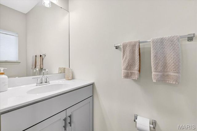 5 Capron Lane, St Charles, MO 63303