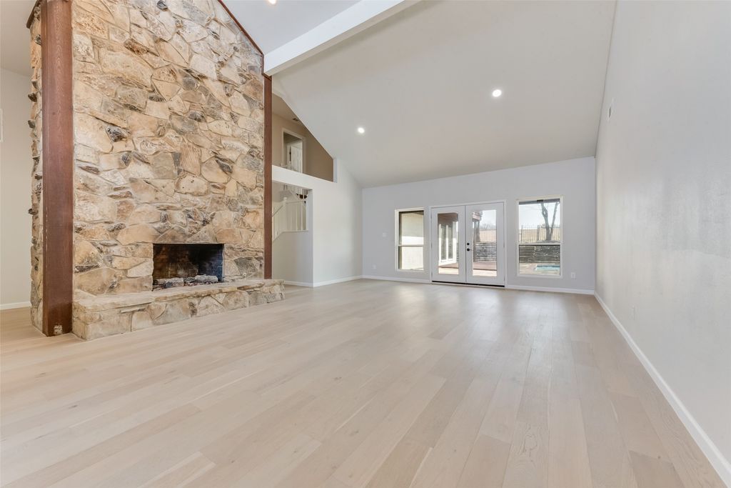 1614 Caddys Circle, Garland, TX 75043