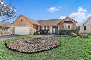 130 Crepe Myrtle LN, Georgetown, TX 78633