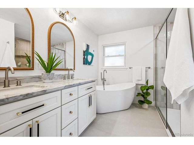 6960 S Harrison St, Littleton, CO 80122