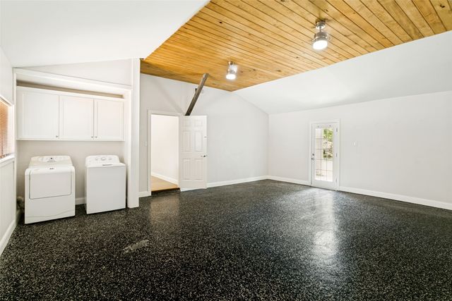 1640 Gill Street, Blue Mound, TX 76131