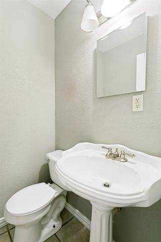 1640 Gill Street, Blue Mound, TX 76131