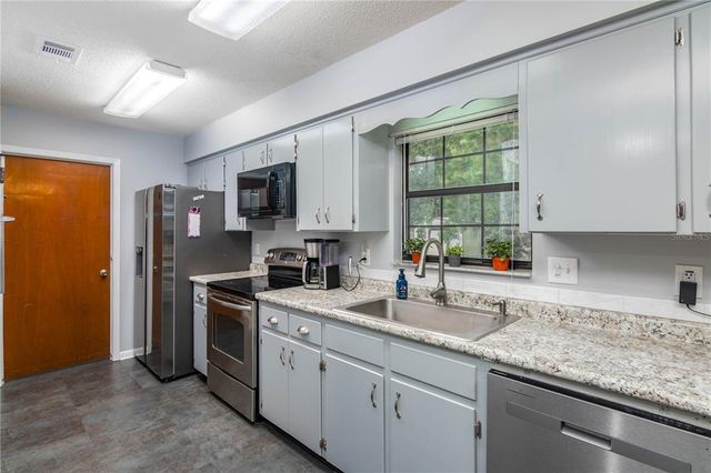 126 SW MOCKINGBIRD WAY, Lake City, FL 32024