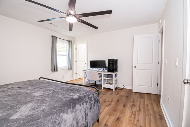 176 Foxbrier Drive, Ozark, AL 36360