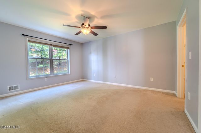 201 Cedar Run, Rensselaer, NY 12144