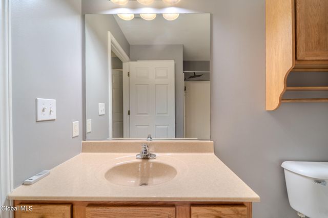 201 Cedar Run, Rensselaer, NY 12144