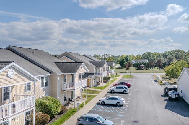 201 Cedar Run, Rensselaer, NY 12144