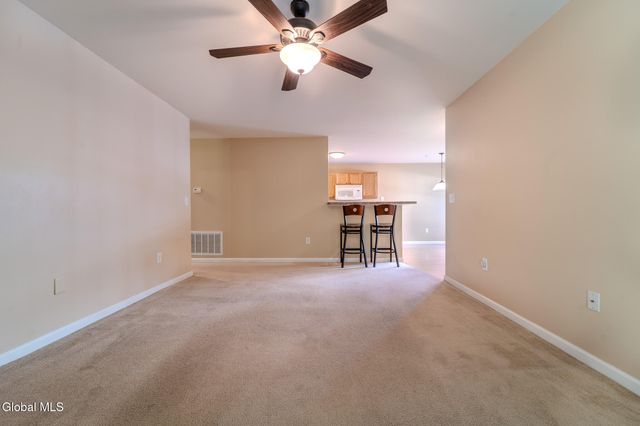 201 Cedar Run, Rensselaer, NY 12144