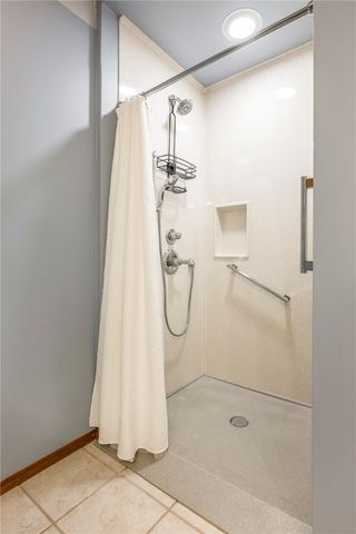 6 Banbury Lane, Bella Vista, AR 72714