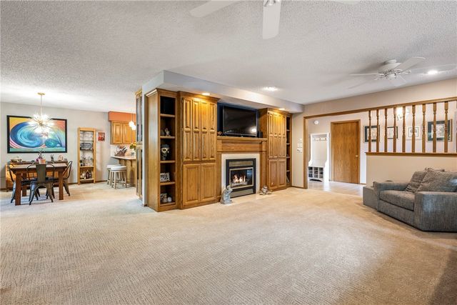 6 Banbury Lane, Bella Vista, AR 72714