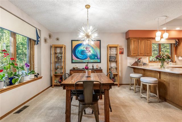 6 Banbury Lane, Bella Vista, AR 72714