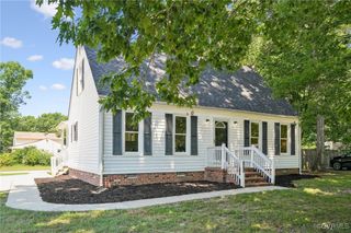 3806 E Autumn Dr, North Dinwiddie, VA 23803