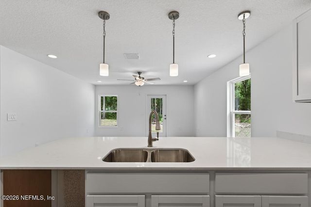 5536 LEAMING Avenue, Jacksonville, FL 32254