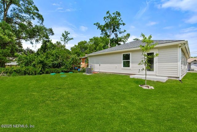 5536 LEAMING Avenue, Jacksonville, FL 32254