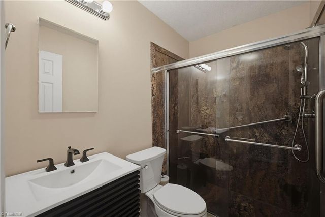 2554 Ambassador Court, High Point, NC 27265