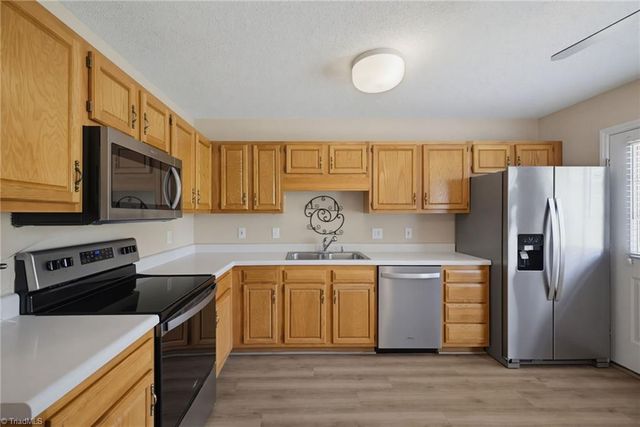 2554 Ambassador Court, High Point, NC 27265