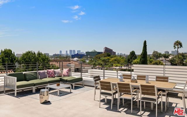 928 N Croft Avenue 301, Los Angeles, CA 90069