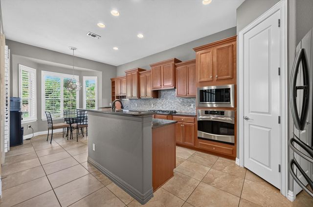 6139 Larkspur Lane, Frisco, TX 75036