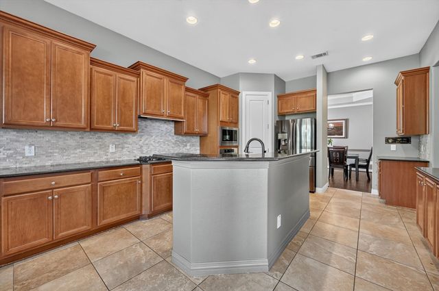 6139 Larkspur Lane, Frisco, TX 75036