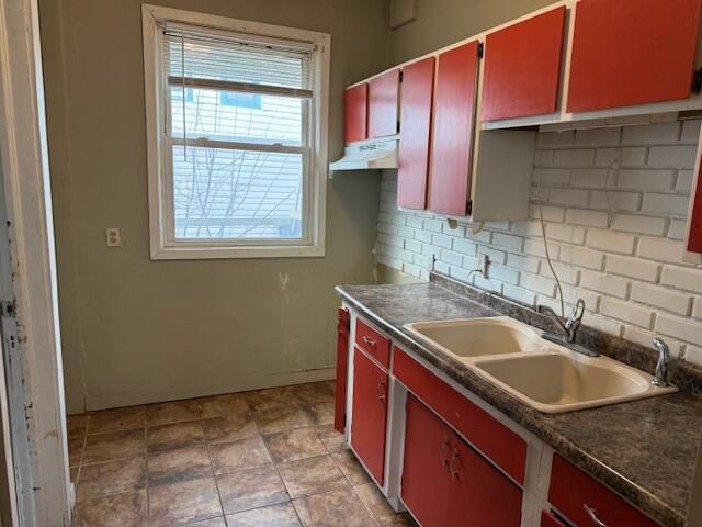 1519 Taylor AVENUE, Racine, WI 53403