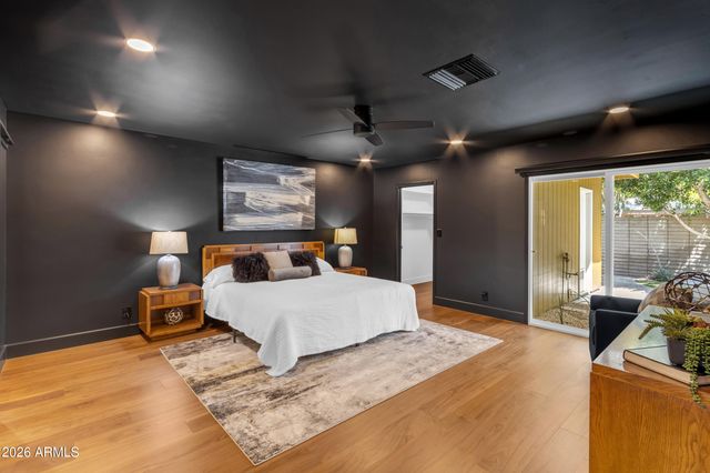 3736 E MONTECITO Avenue, Phoenix, AZ 85018