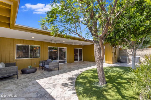 3736 E MONTECITO Avenue, Phoenix, AZ 85018