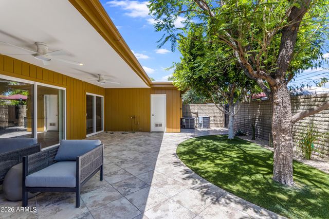 3736 E MONTECITO Avenue, Phoenix, AZ 85018