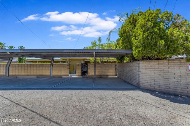 3736 E MONTECITO Avenue, Phoenix, AZ 85018