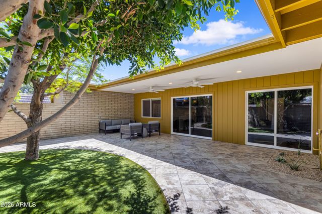 3736 E MONTECITO Avenue, Phoenix, AZ 85018