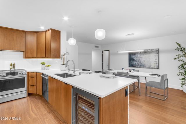 3736 E MONTECITO Avenue, Phoenix, AZ 85018