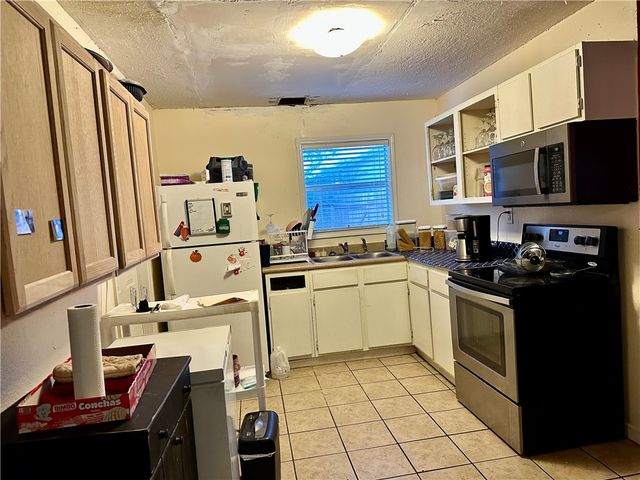 2695 Avenue I, Ingleside, TX 78362