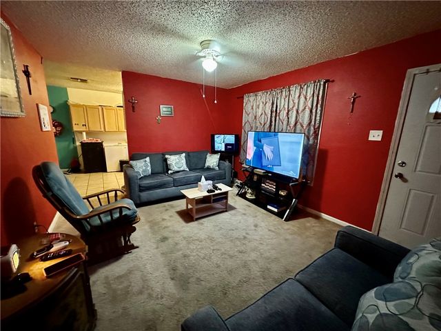 2695 Avenue I, Ingleside, TX 78362