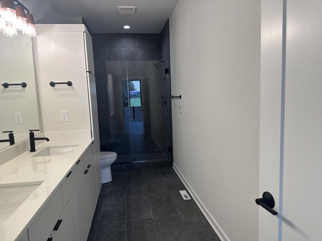 110 Retzer View COURT, Waukesha, WI 53188