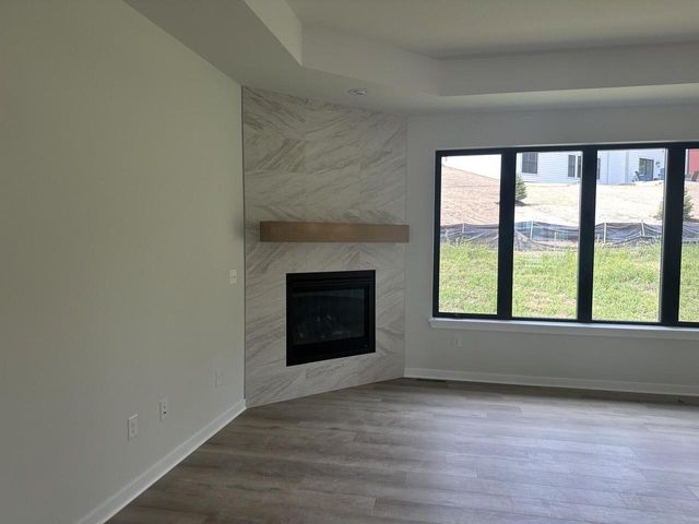 110 Retzer View COURT, Waukesha, WI 53188