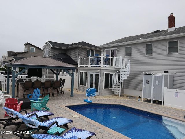 41 Pilot Road, Toms River, NJ 08753