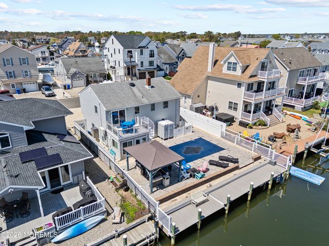41 Pilot Road, Toms River, NJ 08753