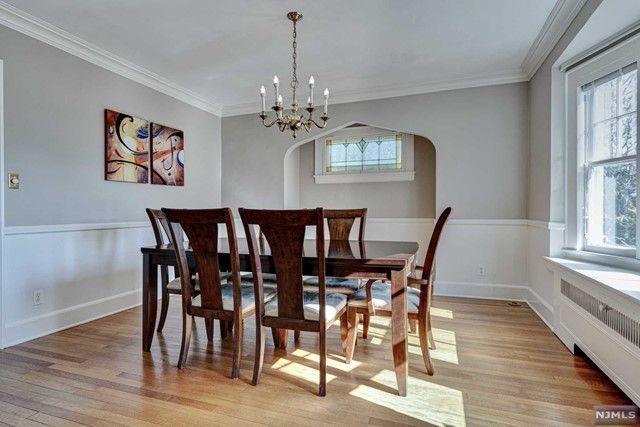 61 Wellington Avenue, Millburn, NJ 07078
