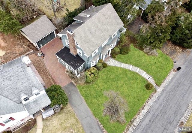 61 Wellington Avenue, Millburn, NJ 07078