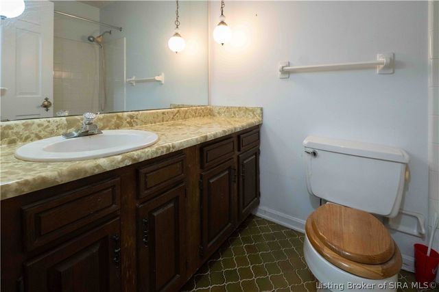 520 Drawbrook Circle, New Albany, IN 47150