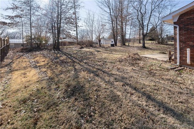 520 Drawbrook Circle, New Albany, IN 47150