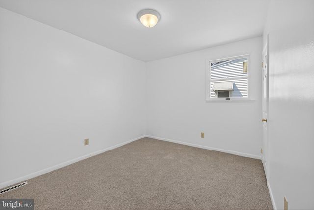 61 GREENRIDGE RD, Newark, DE 19711