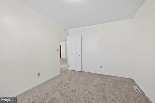 61 GREENRIDGE RD, Newark, DE 19711