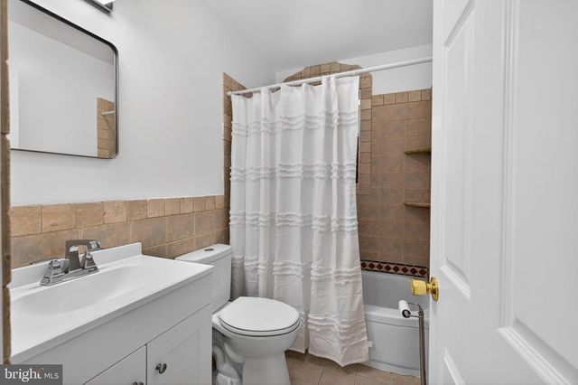 61 GREENRIDGE RD, Newark, DE 19711