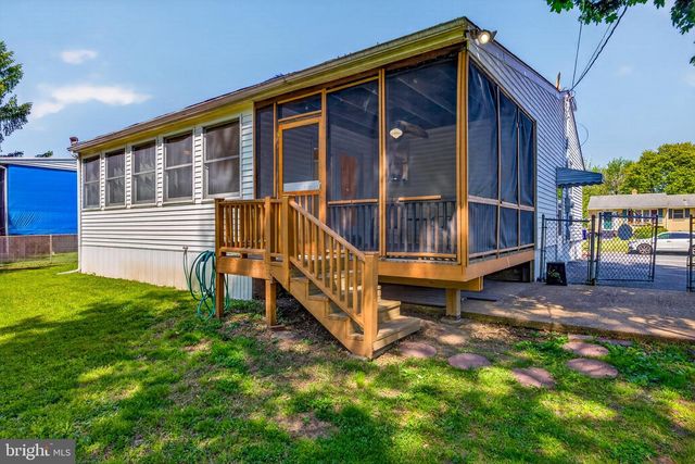 61 GREENRIDGE RD, Newark, DE 19711