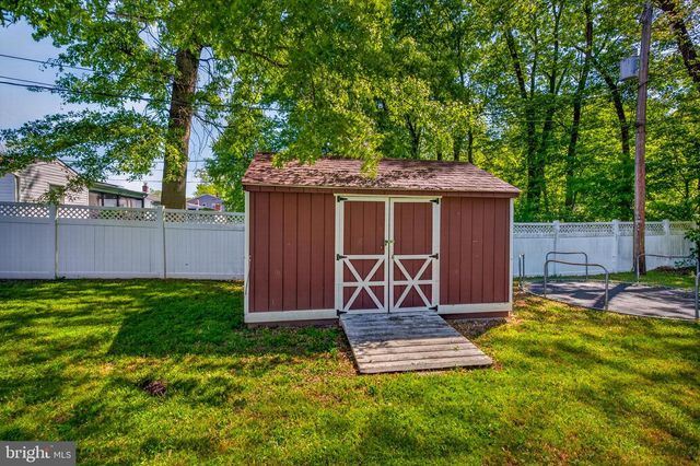 61 GREENRIDGE RD, Newark, DE 19711
