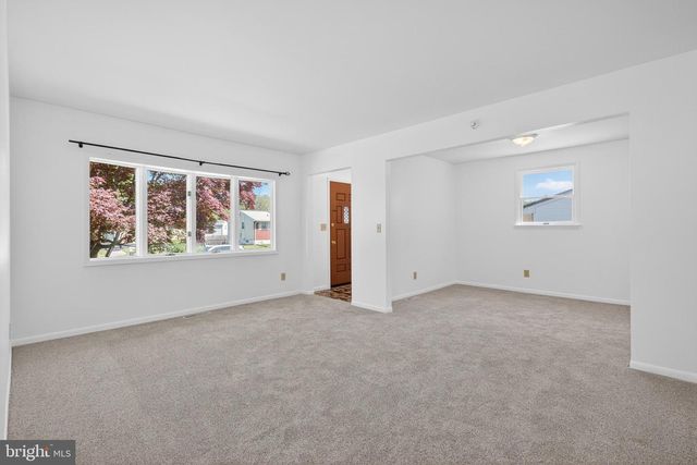 61 GREENRIDGE RD, Newark, DE 19711